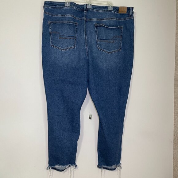 Women's Size 24R American Eagle Stretchy Distressed Knee Mom Jeans - Picture 10 of 12